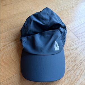 Navy ON Running Lightweight Cap